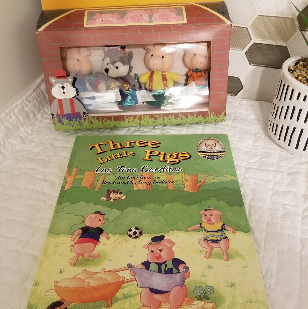 Bilingual Book with finger puppets